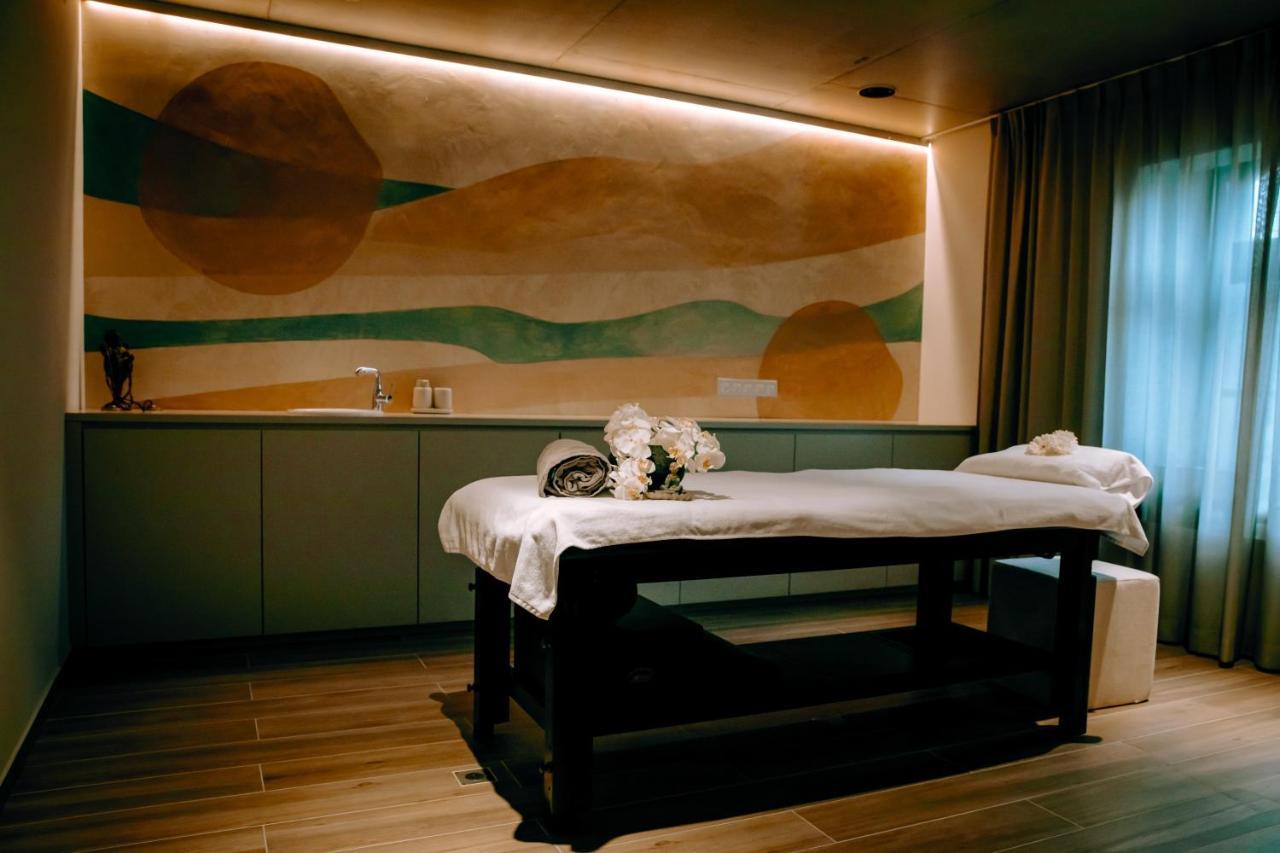 Ayuryoga Wellnesshotel Petegem Luaran gambar